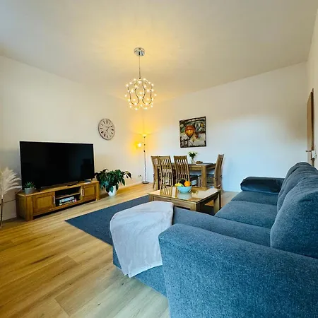 Apartment Attraktive Im Grünen Hinterhof *